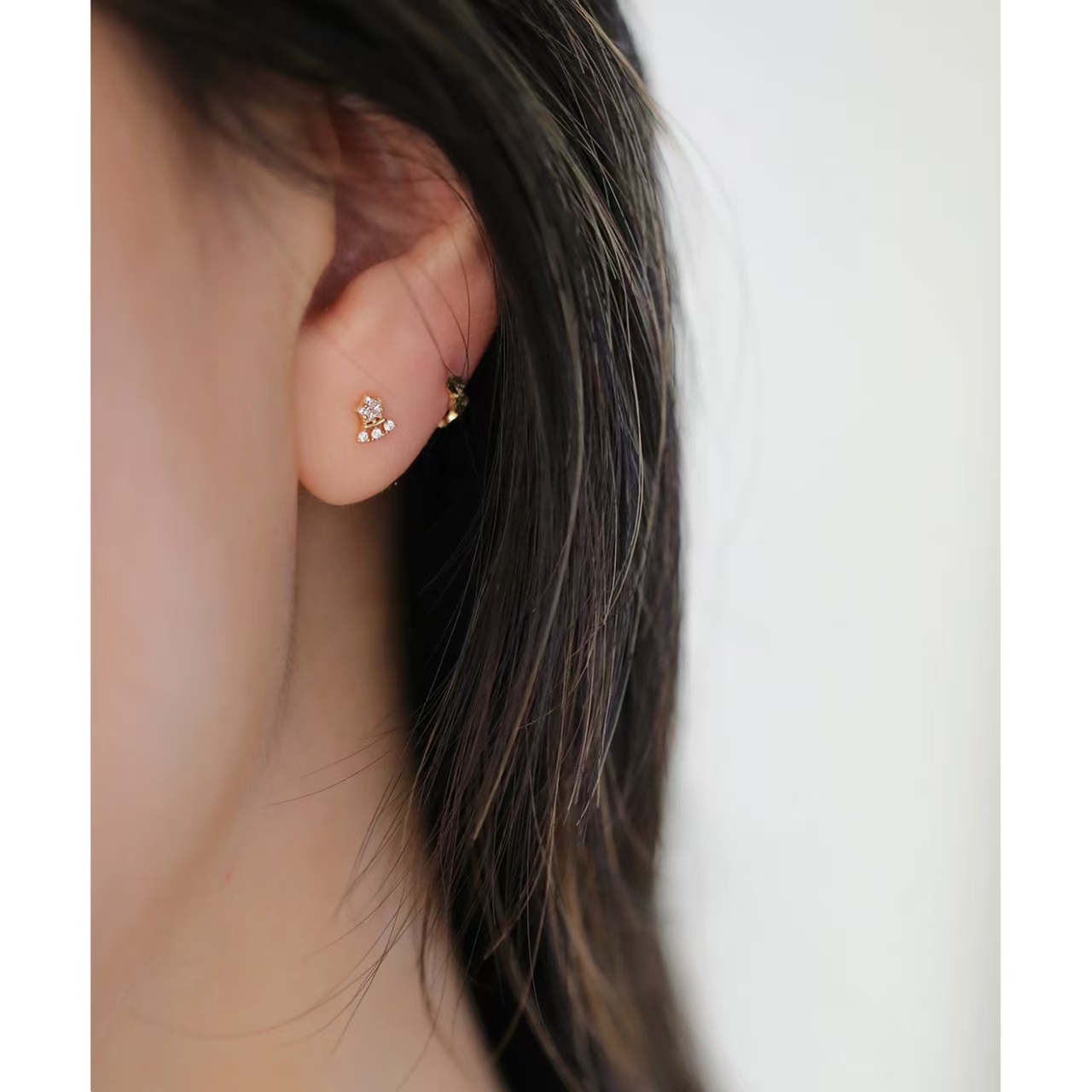 9K gold Christmas star skirt drop earrings